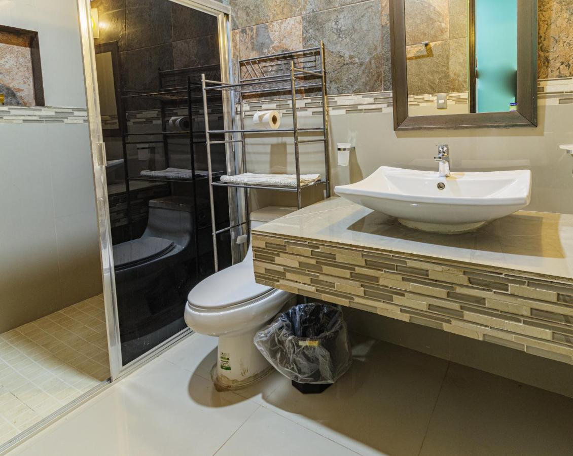 Hotel Suites Paraiso Мерида Экстерьер фото